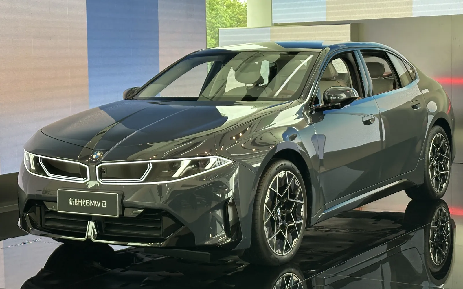 BMW i3