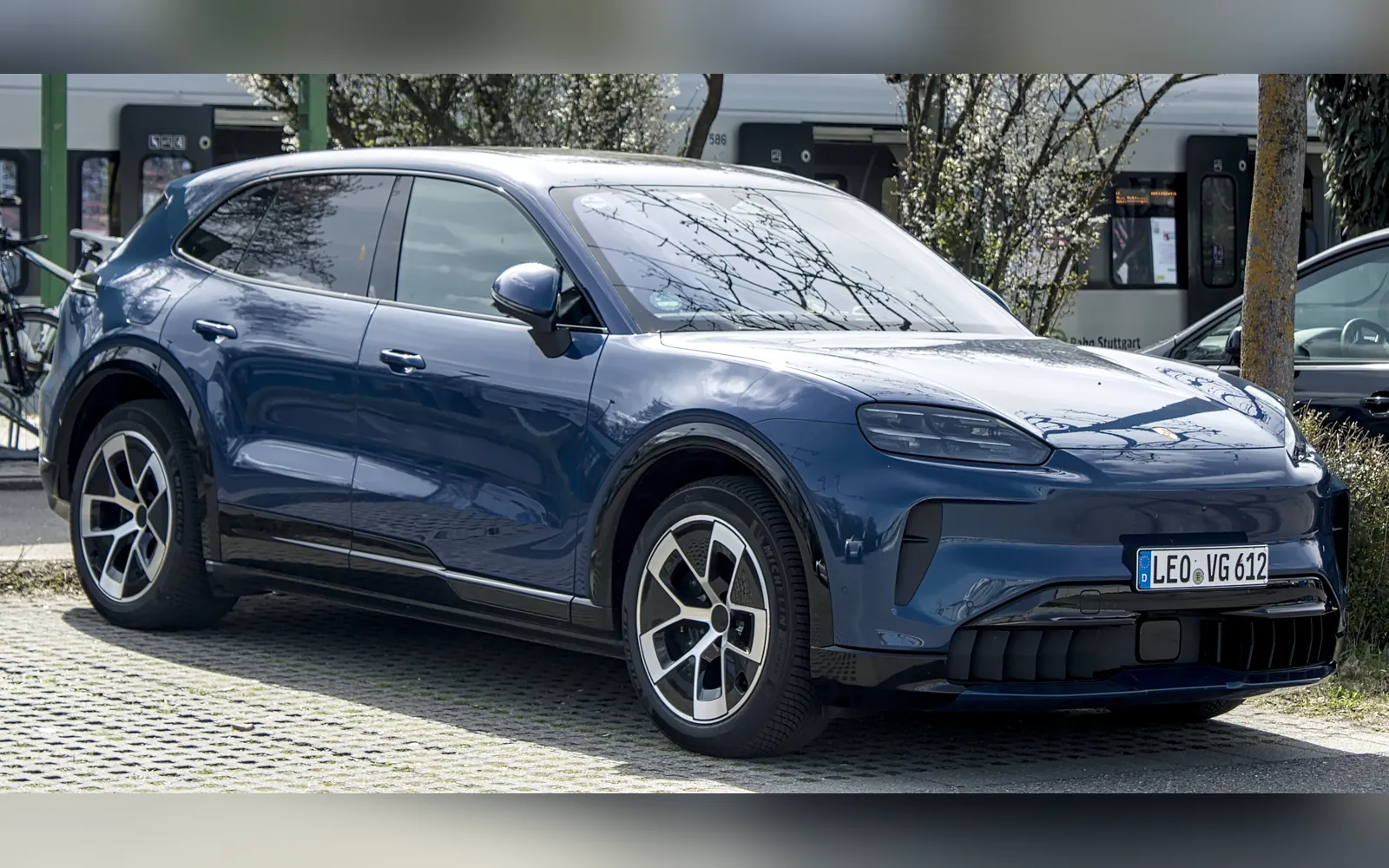 Porsche Cayenne Electric